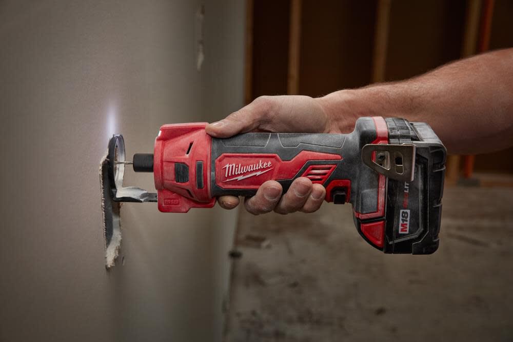 Milwaukee 2627-20 18V M18 Lithium-Ion Cordless Drywall Cut Out Tool (Tool Only)