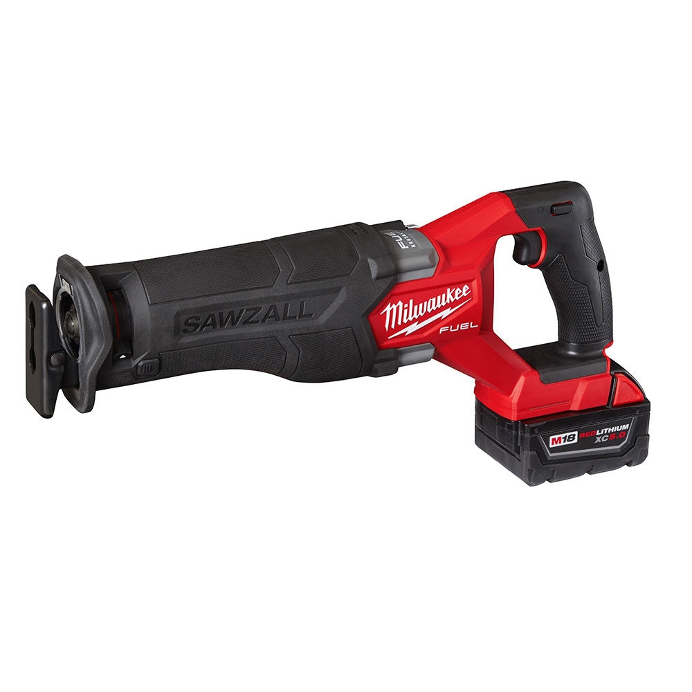 Milwaukee 2821-22 18V M18 FUEL SAWZALL Lithium-Ion Brushless Cordless Reciprocating Saw Kit w/ Two Batteries 5.0 Ah
