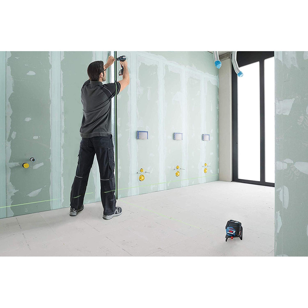Bosch GCL100-80CG 12V Max Lithium-Ion Cordless Connected Green Beam Cross-Line and Plumb Points Self-Leveling Laser Kit 2.0 Ah