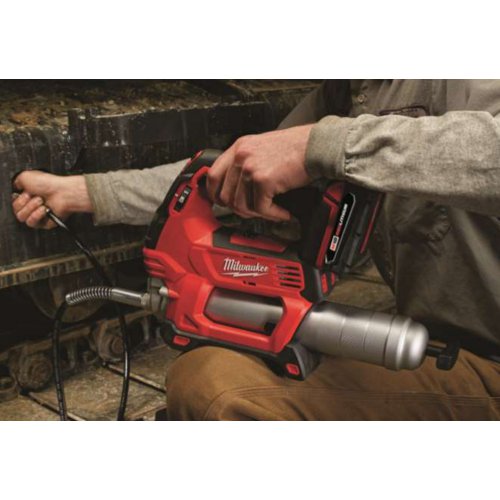 Milwaukee 2646-21CT M18 18V Cordles 2-Speed Grease Gun Kit with 1 CT Battery